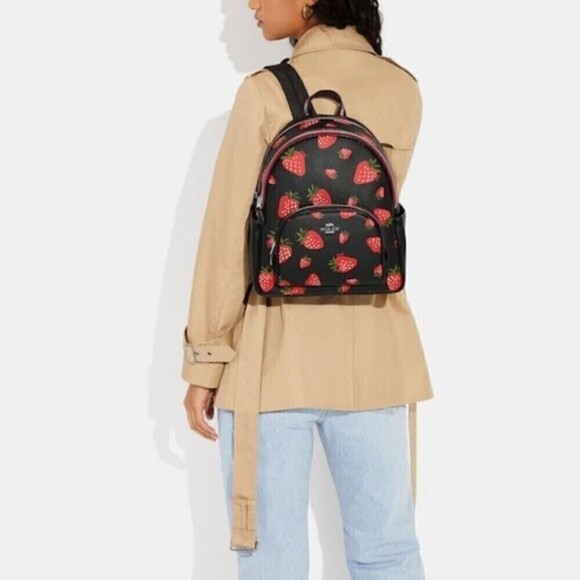 New! Coach Court Backpack Wild Strawberry Print Pebbled Leather Bag - Picture 2 of 15